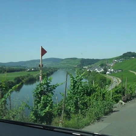 Kardinalsberg Modern Retreat * برنكاستيل كويس