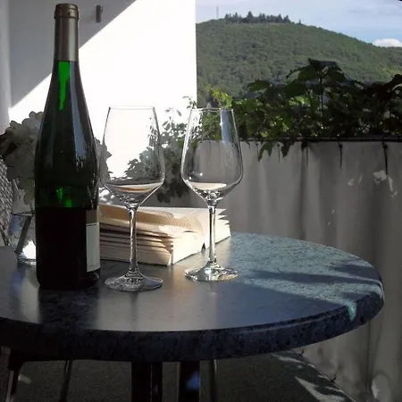 Kardinalsberg Modern Retreat برنكاستيل كويس